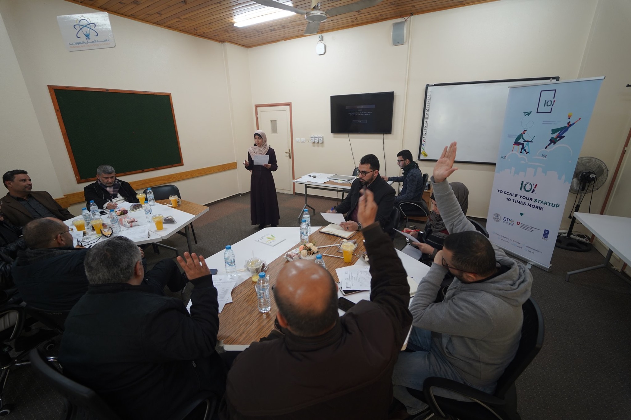 Holding the 1st Focus Group with Market Experts in the Gaza Strip
